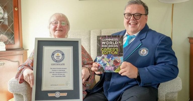 Cath Bowie décroche le record Guinness de la plus âgée des streameuses Fortnite