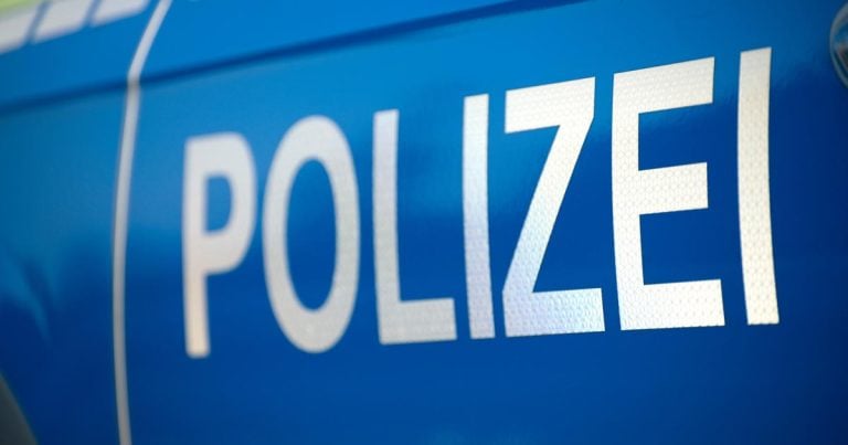 Portière d’un véhicule de police allemand (Image d’illustration)