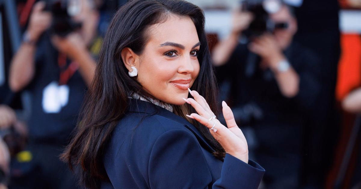 Georgina Rodríguez éblouit le tapis rouge du Festival de Venise