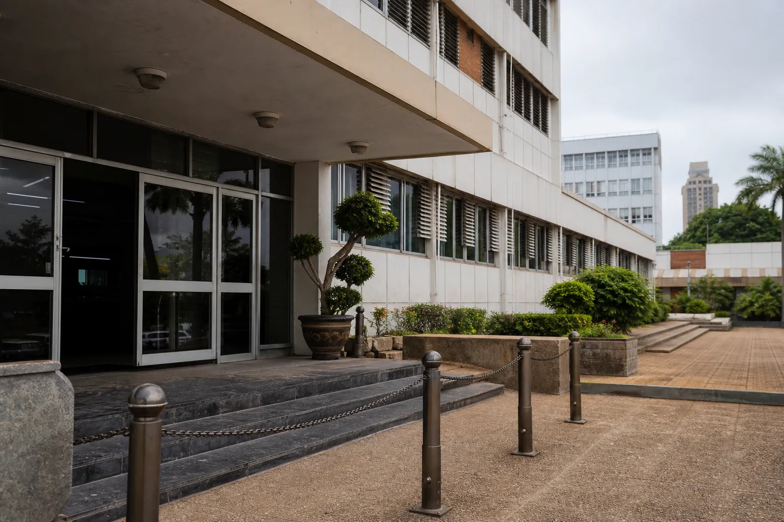 Chef de la judiciaire face à des critiques après ses commentaires sur les institutions publiques en Gana