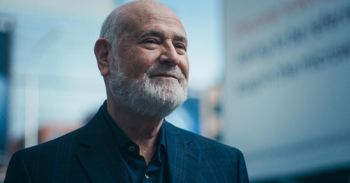 THE BEAR - "Tonnato" - Season 4 Episode 9 (Streams Thursday, June 26th) Pictured: Rob Reiner as Albert. (FX)