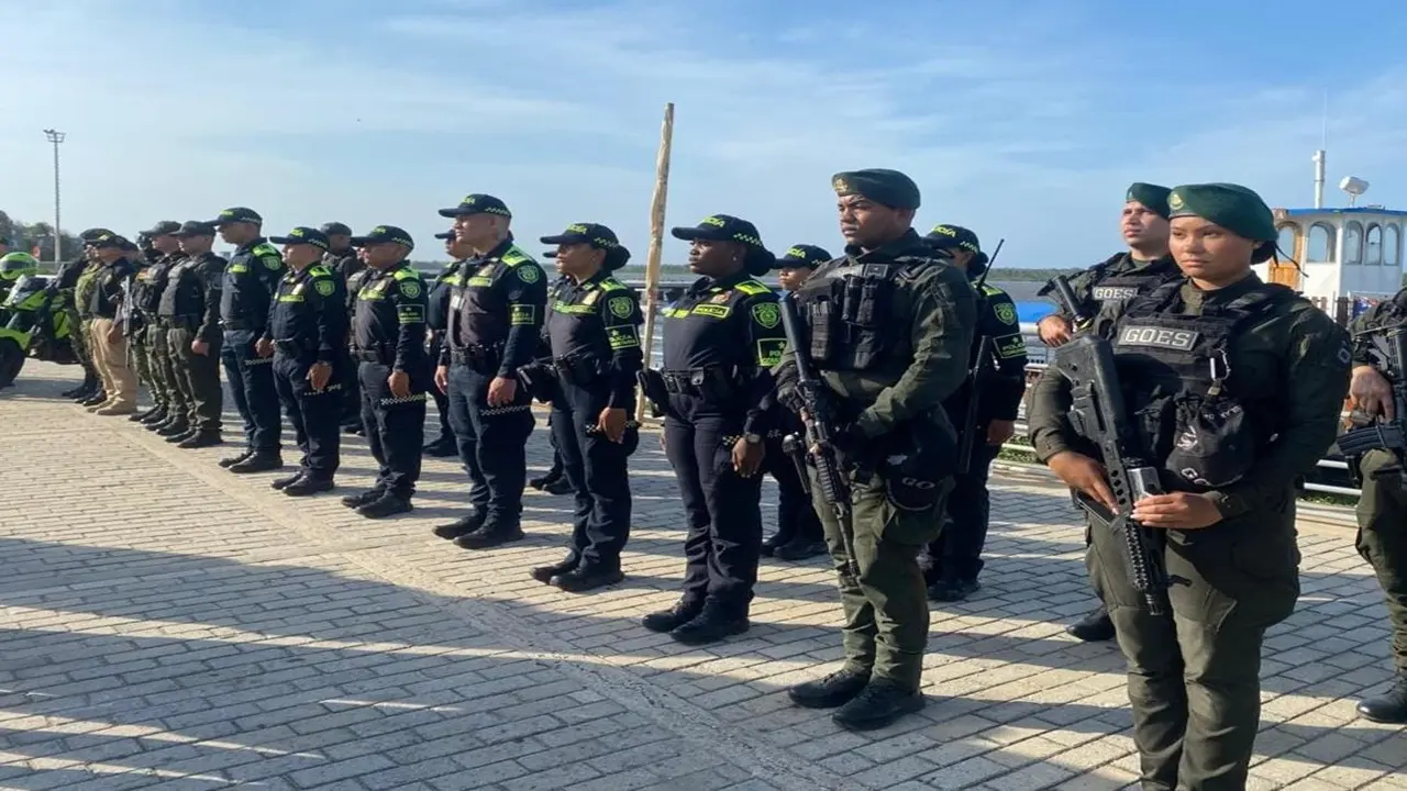 POLICIA SEGURIDAD.jpg