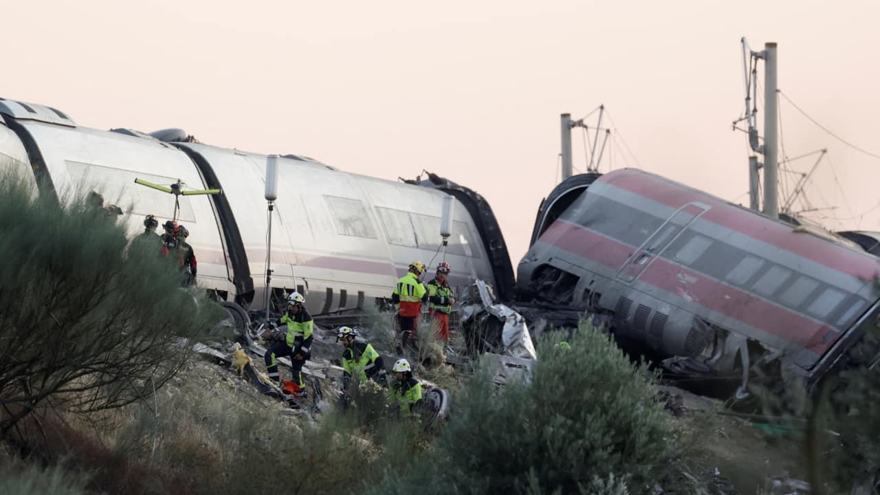 Espagne : Fátima Báñez et Julieta Gallego parmi les victimes du train