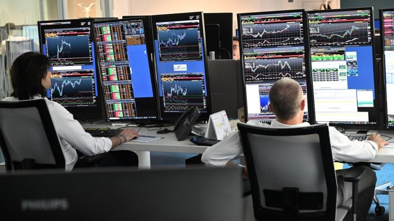 Bourse de Milan en baisse, plombée par Amplifon et la tech