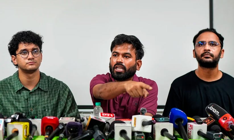 Cockroach Janata Party et l'opposition préparent une mobilisation nationale