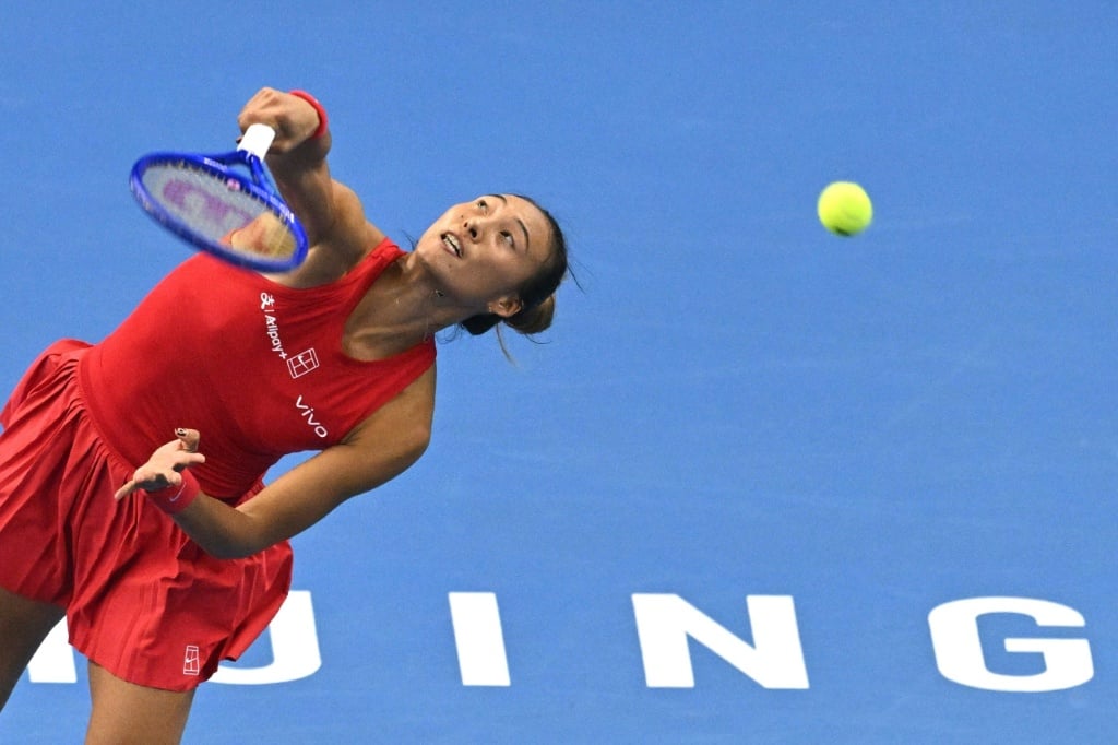 Zheng Qinwen remporte le China Open et entre dans l'histoire