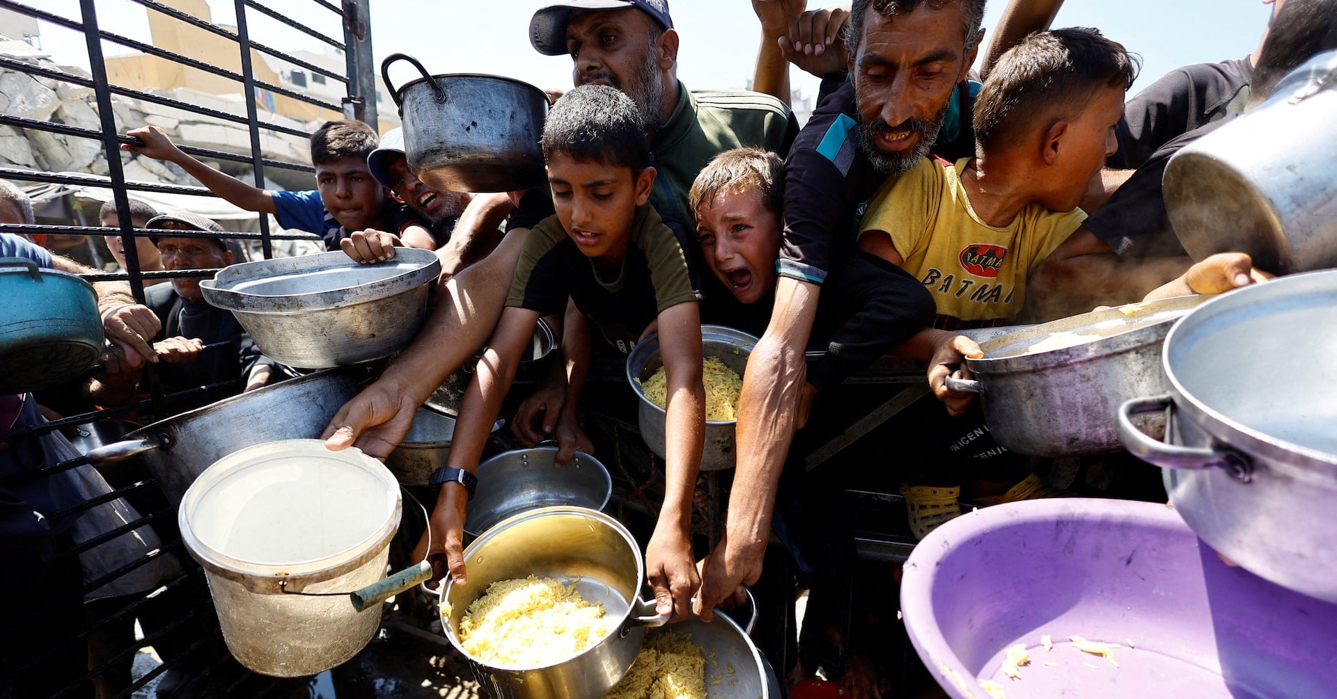Benjamin Davis conteste son licenciement de la FAO après avoir évoqué Gaza