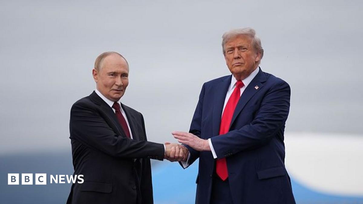 Donald Trump fait face à des tensions mondiales avant les élections