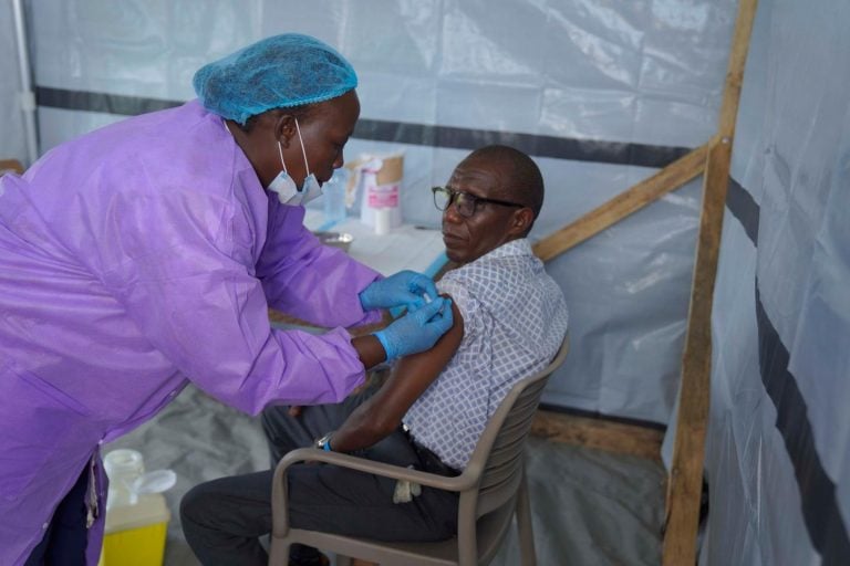 RDC : début de l'essai clinique du vaccin contre Ebola à Bunia