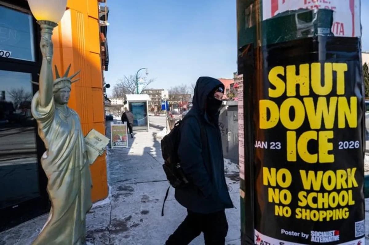 New York : un homme blessé par balle lors d'une opération de l'ICE
