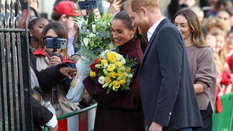Prince Harry et Meghan effectuent leur première apparition à Nottingham