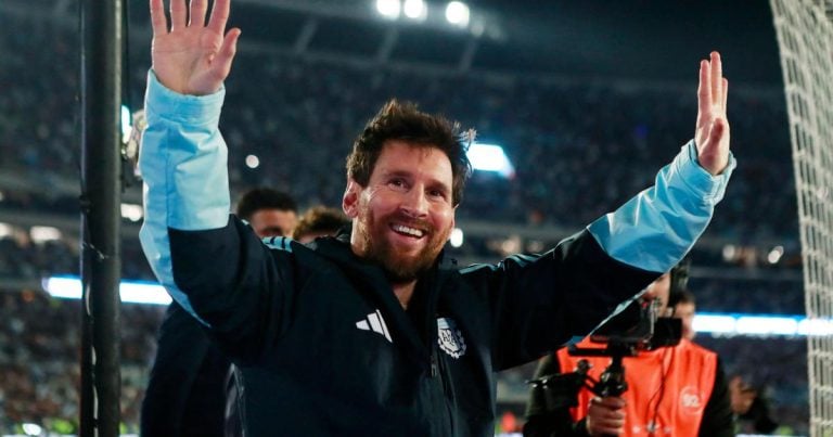 Lionel Messi marque un doublé et devient meilleur buteur de la MLS