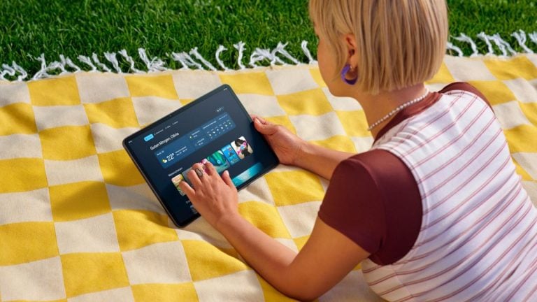 Amazon abandonne Fire OS et intègre le Google Play Store sur ses tablettes Alexa