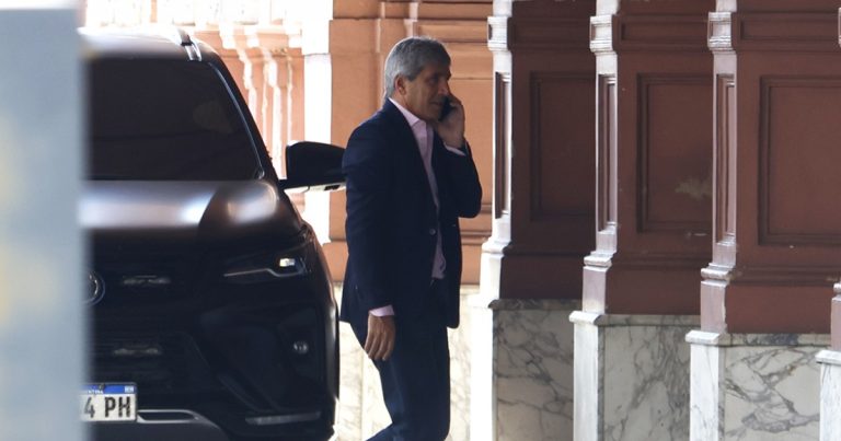Argentine : le Trésor vend des dollars pour stabiliser le peso