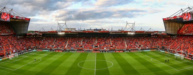 FC Twente s'impose 1-0 face au FC Thoune en Conference League