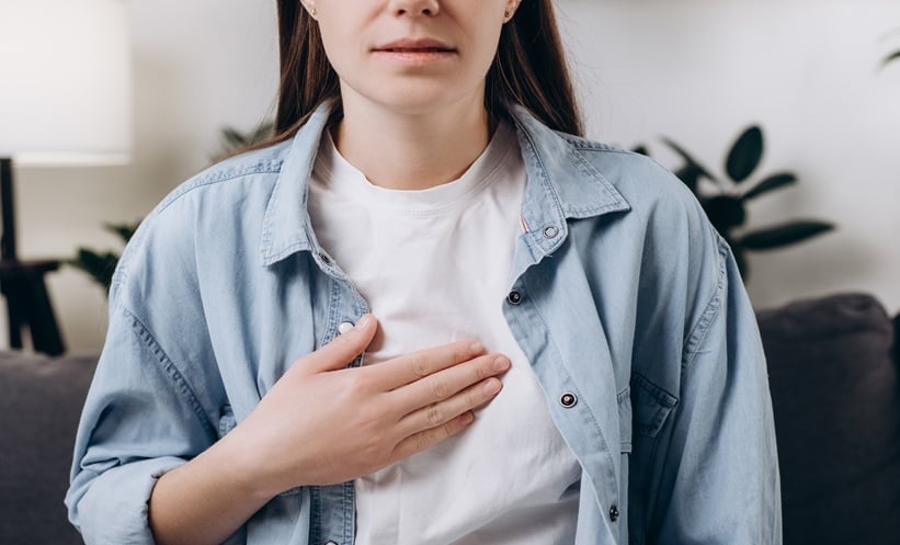 VIH : une méta-analyse révèle des altérations cardiaques précoces