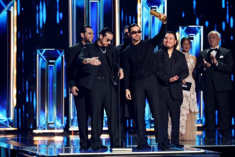Fuerza Regida remporte huit trophées aux Billboard de la Música Latina