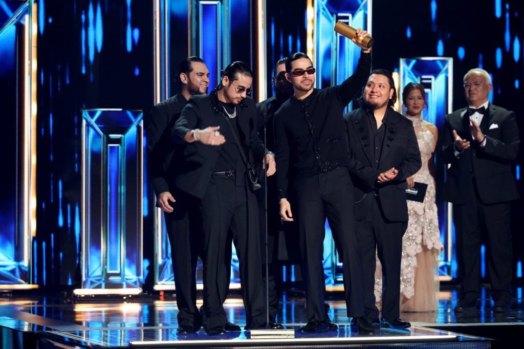 Fuerza Regida remporte huit trophées aux Billboard de la Música Latina