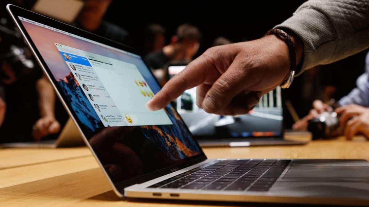 Apple dévoilera un MacBook Pro avec écran tactile le 28 octobre