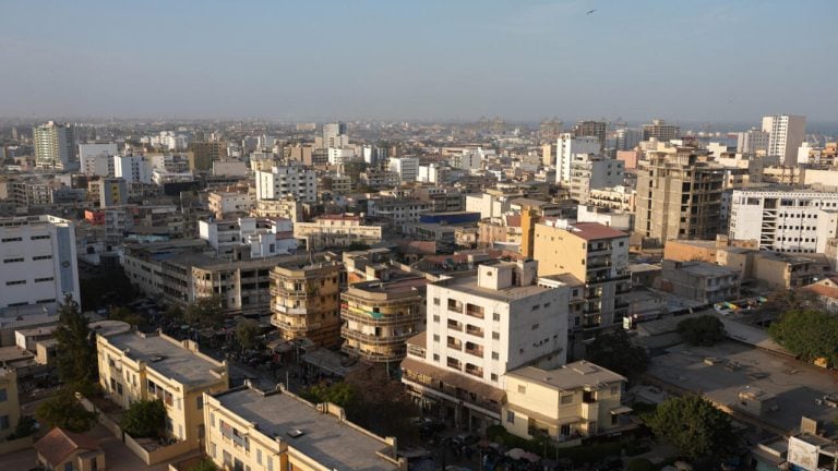 Cédéao et AES entament des négociations à Dakar sans fusion
