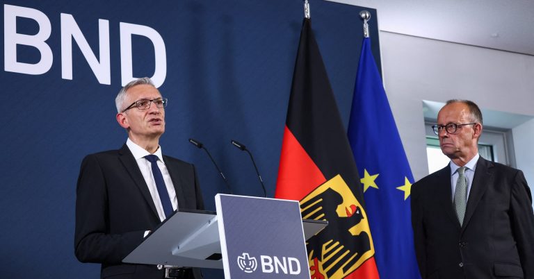 Allemagne : le renseignement avertit d'un risque de conflit avec la Russie