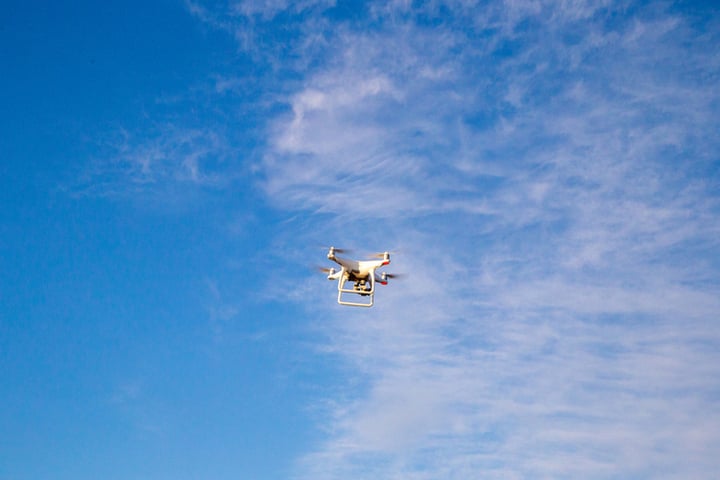 Police polonaise : des drones pour sanctionner les alertes aux phares