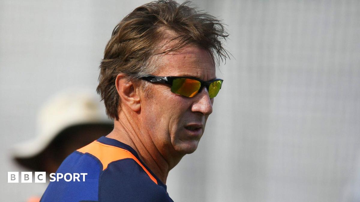 Eric Simons nommé entraîneur des lanceurs de l'équipe de Test d'Angleterre