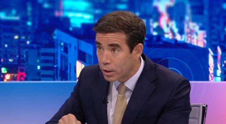 Leitão Amaro affirme que le revenu net a crû et appelle le PS et Chega à la responsabilité