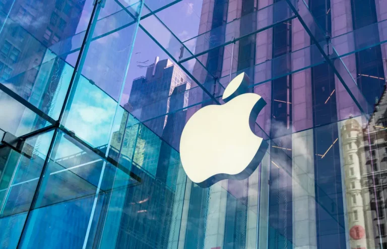 Apple prépare le lancement du HomePad, son écran domotique, selon Bloomberg