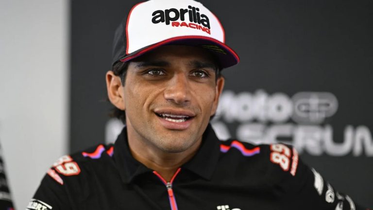 Marc Márquez prend la tête du MotoGP après la chute de Jorge Martín