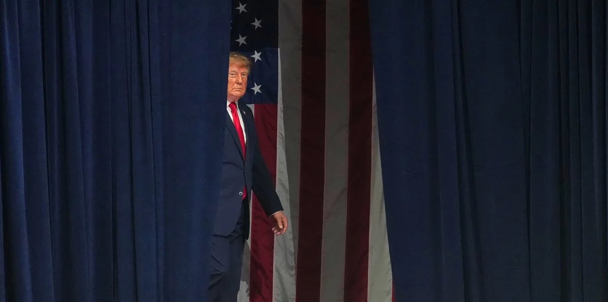 Donald Trump a voté et incite les républicains à VOTER par correspondance