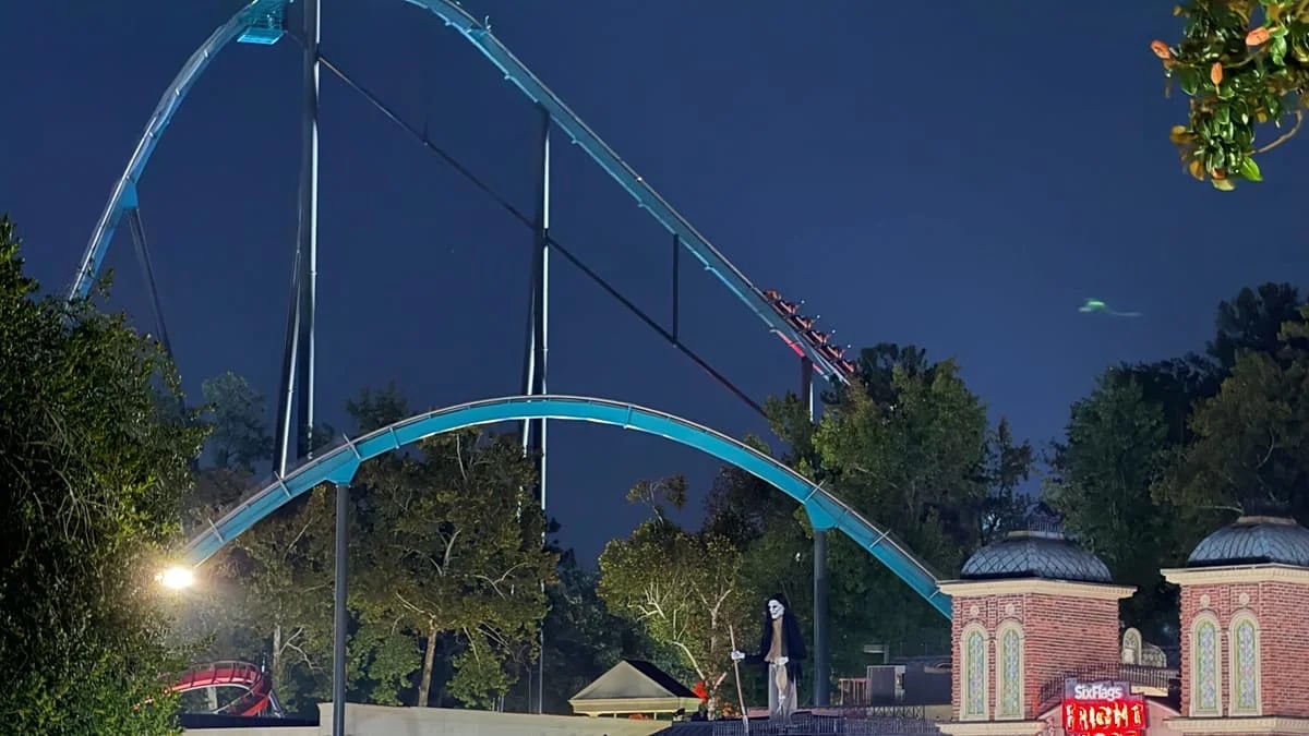 Six Flags prévoit d'installer des ceintures sur Goliath et d'autres manèges