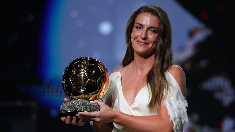 Alexia Putellas remporte son troisième Ballon d'Or féminin à Londres
