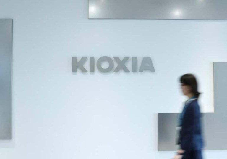 Le Nikkei 225 chute face aux doutes sur la rentabilité de l'IA