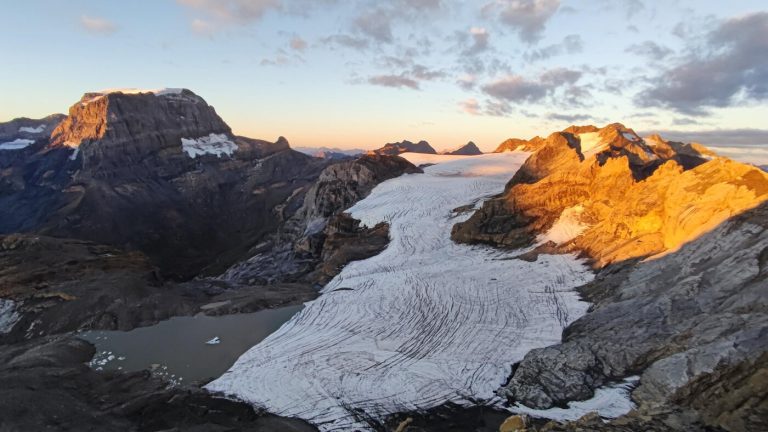 Glaciers suisses : perte record de plus de 5 % du volume de glace en 2026