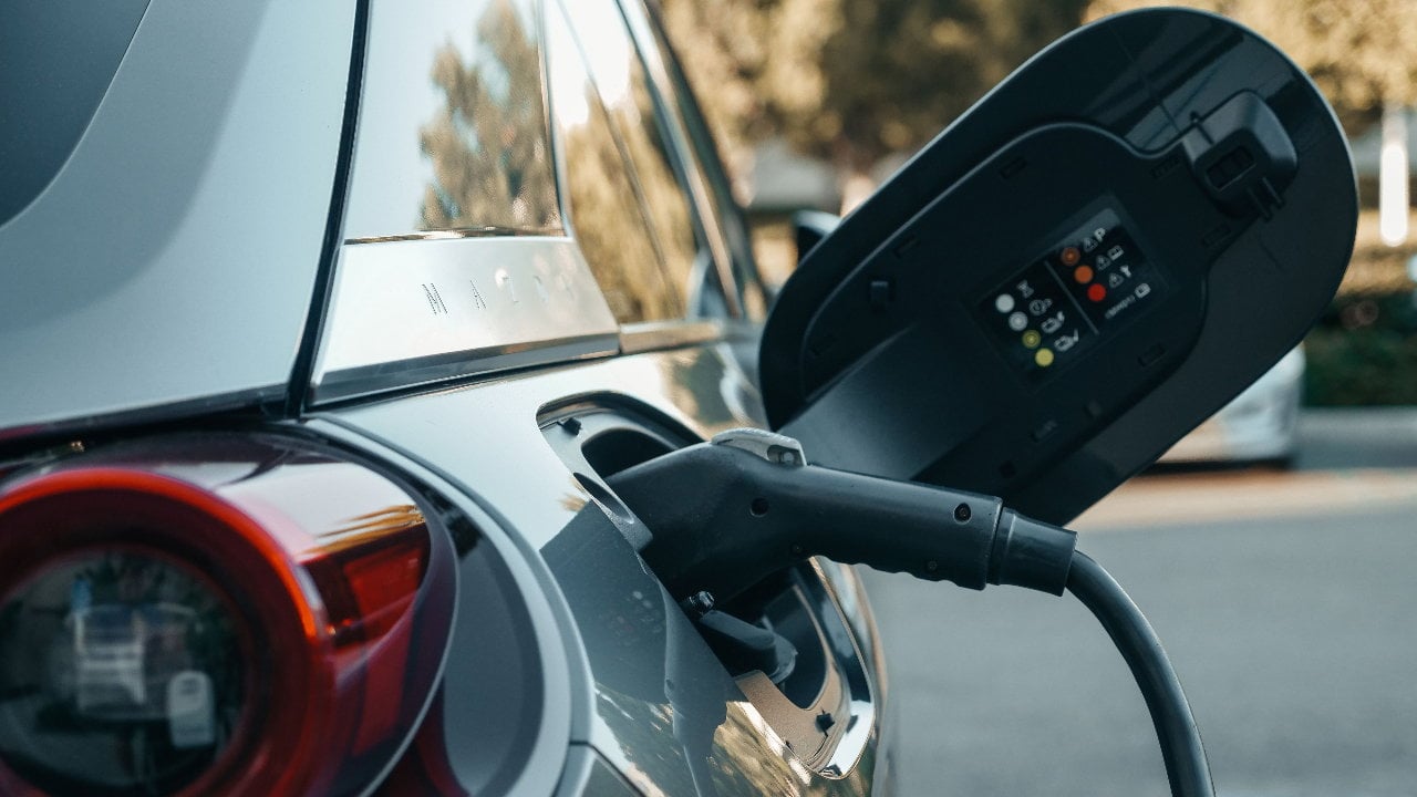 Voitures électriques : les ventes bondissent de 52 % en Europe en août