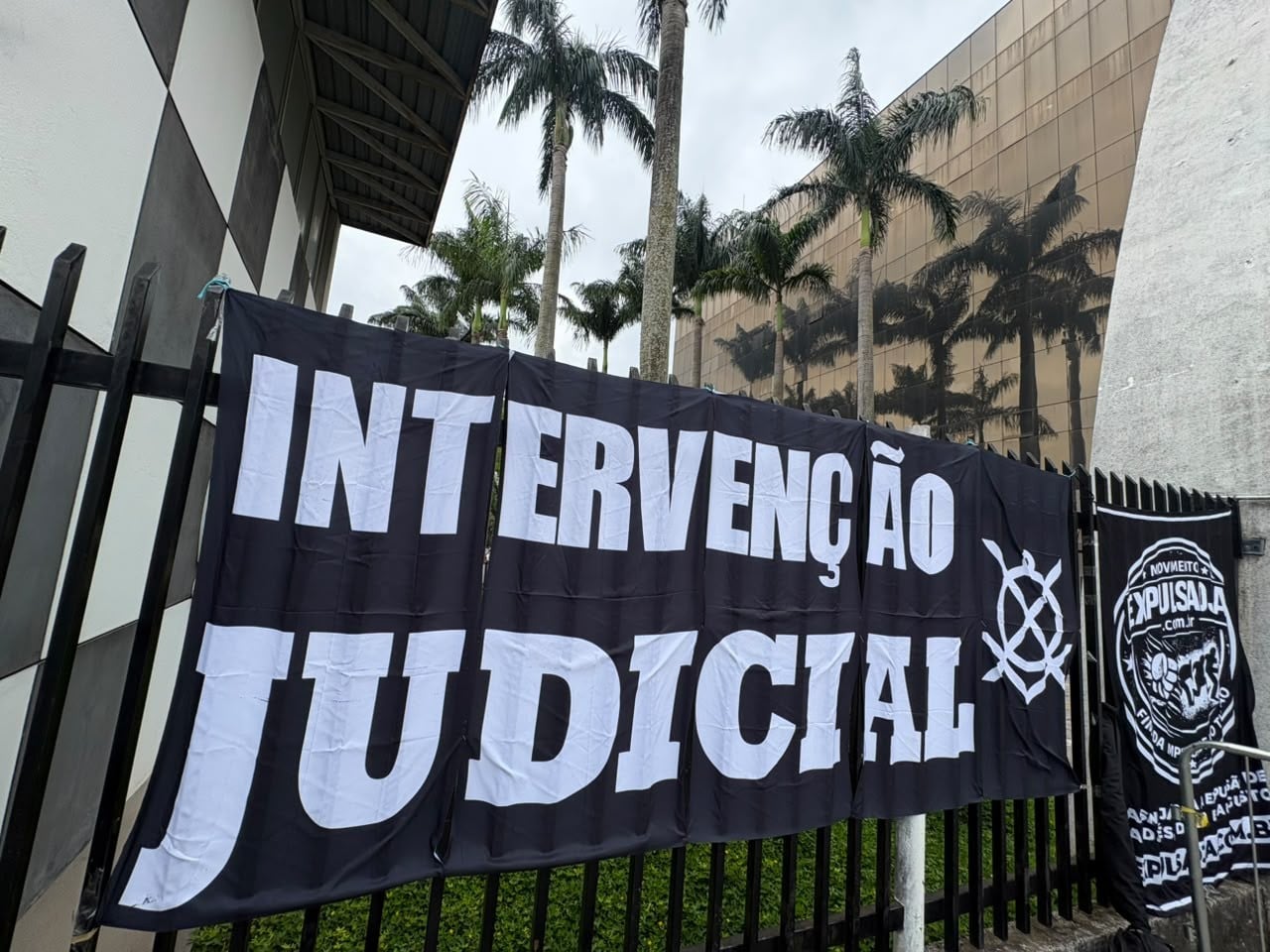Corinthians : des supporters réclament une intervention judiciaire